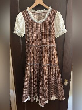 Women’s Handmade Square Dance Dress